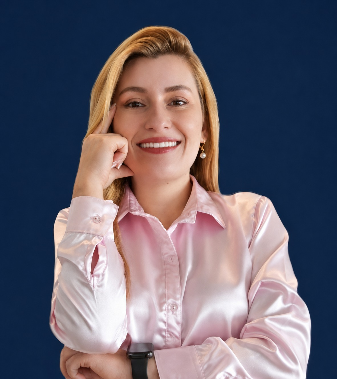 Karina Martínez, Contadora Pública